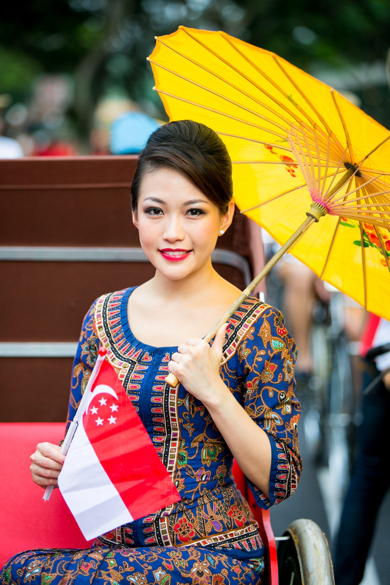 It's decade old but the iconic image of the Singapore Airways girl in