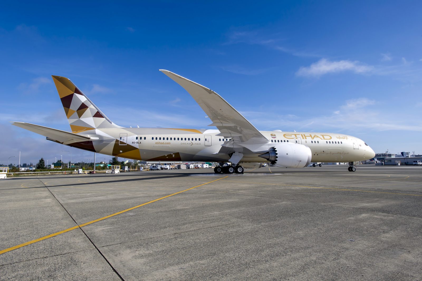 Etihad confirms management shakeup - CEO James Hogan resigns