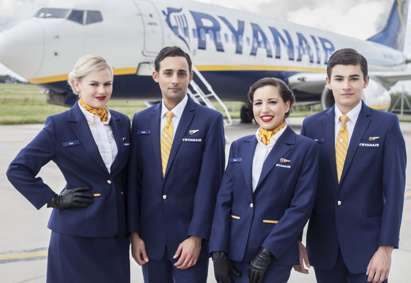 Ryanair Increases Ancillary Revenue by Getting Cabin Crew to Hard Sell - Introduces Tough Sales Targets