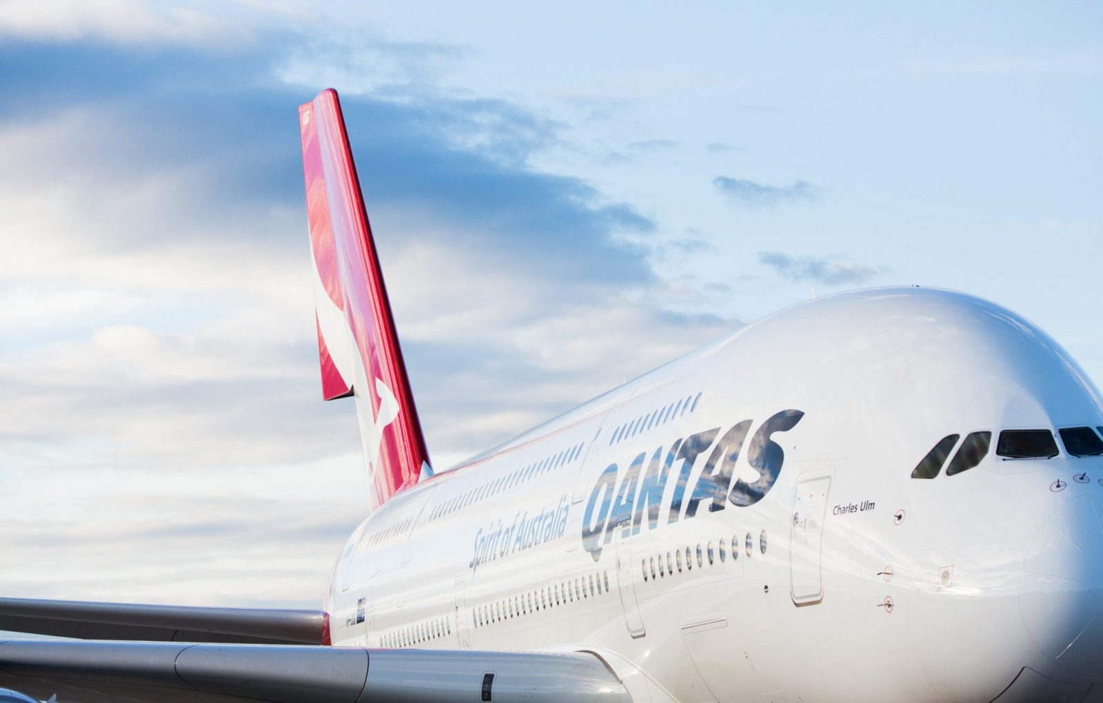 Qantas Cabin Crew to Get $2,500 Bonus - But Might Have to an Epic 20 Hour Flight by 2020