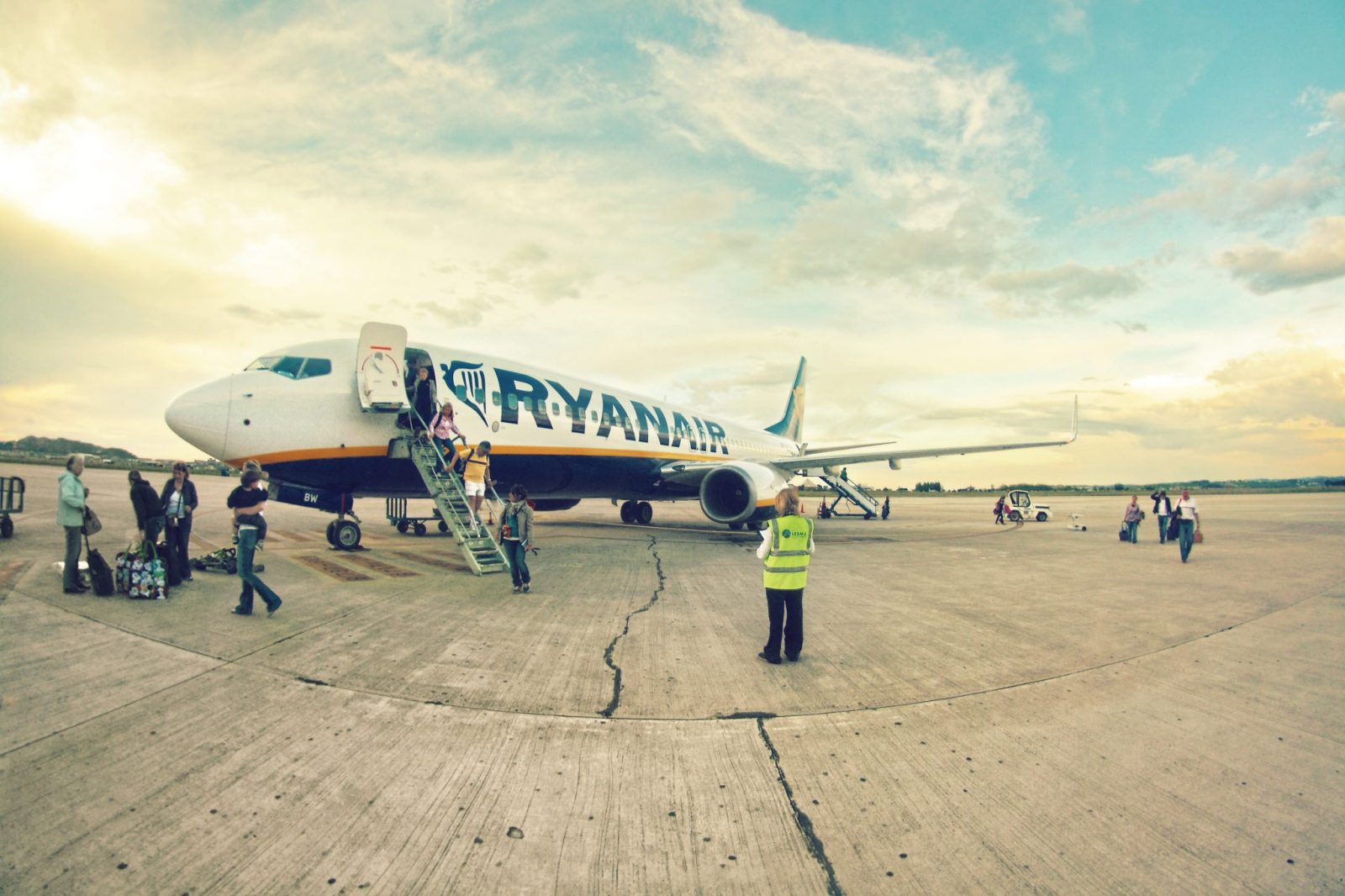 Compensation Experts Claim Ryanair Could Take a Hit of at Least $72 Million for Flight Cancellation Debacle