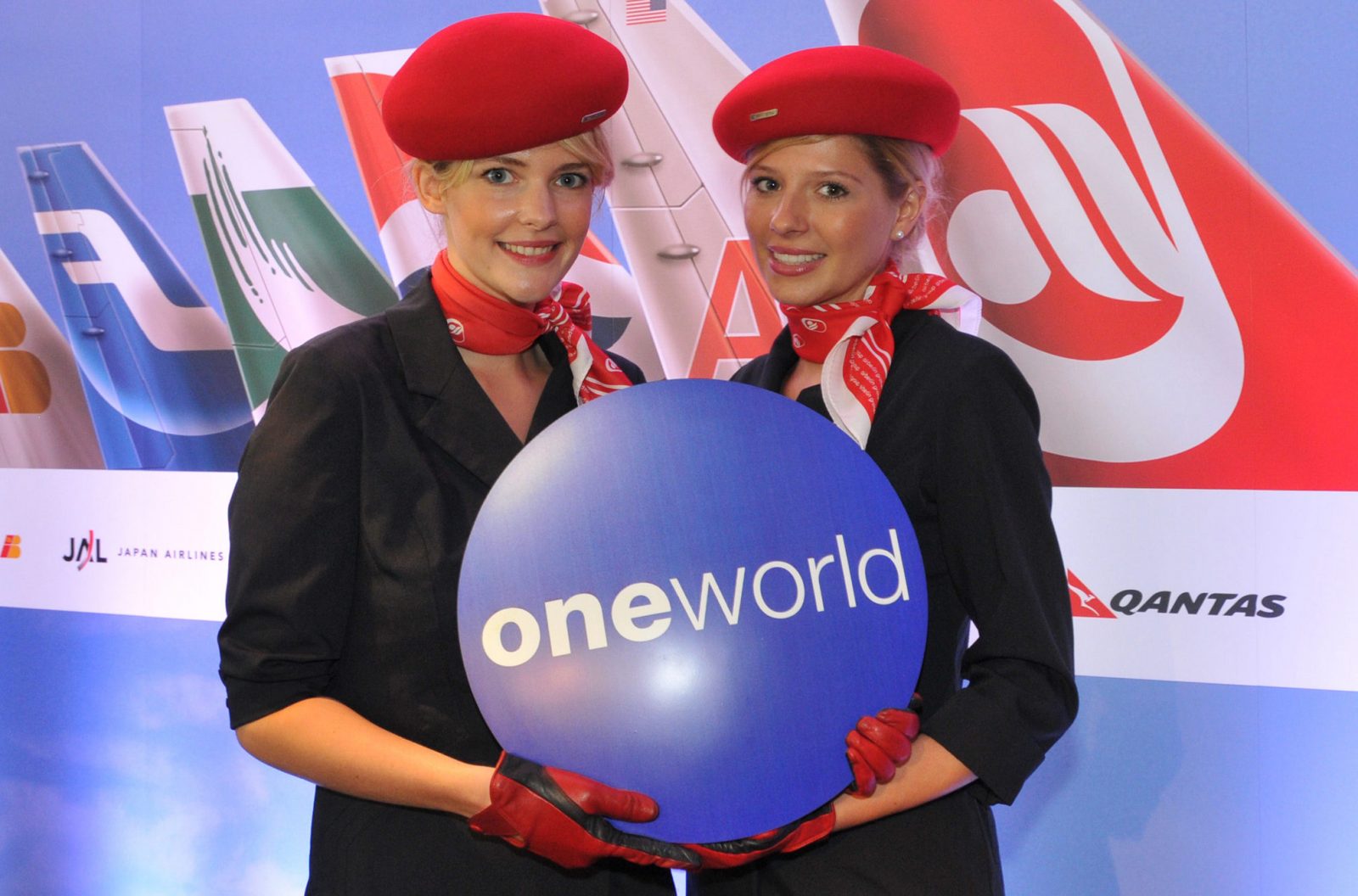 German Union Slams airberlin Over Decision to Delay Takeover Process: Accuses Airline of Putting Loyal Employees Jobs at Risk