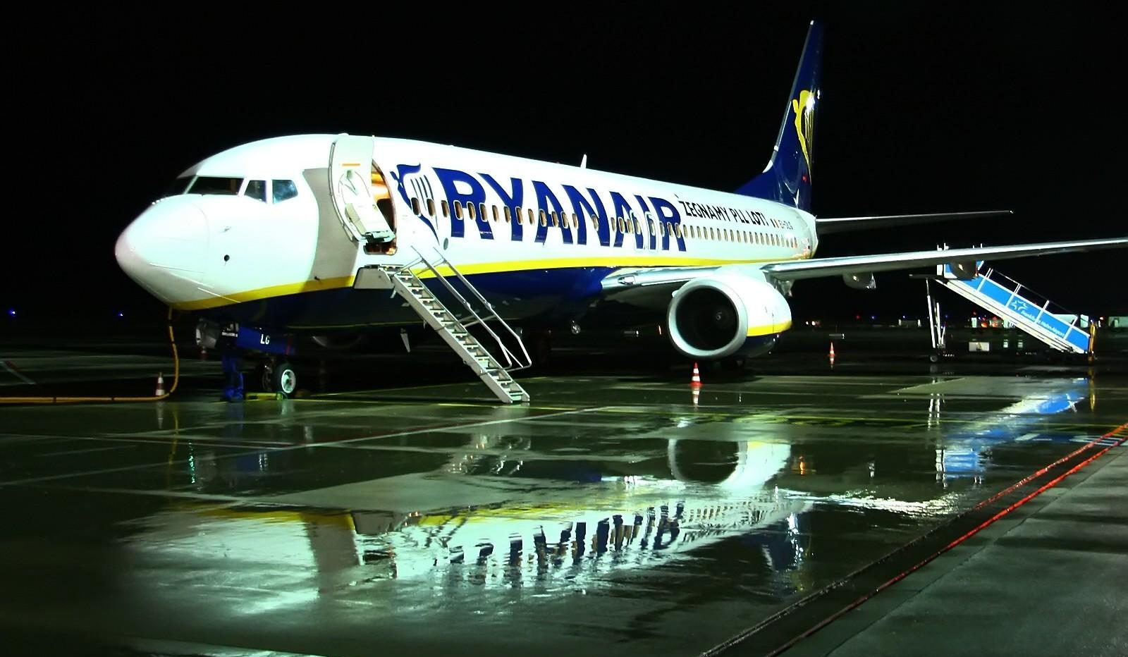 Ryanair Announces Plan to Cancel Thousands of Flights in a Bid to "Improve Punctuality"