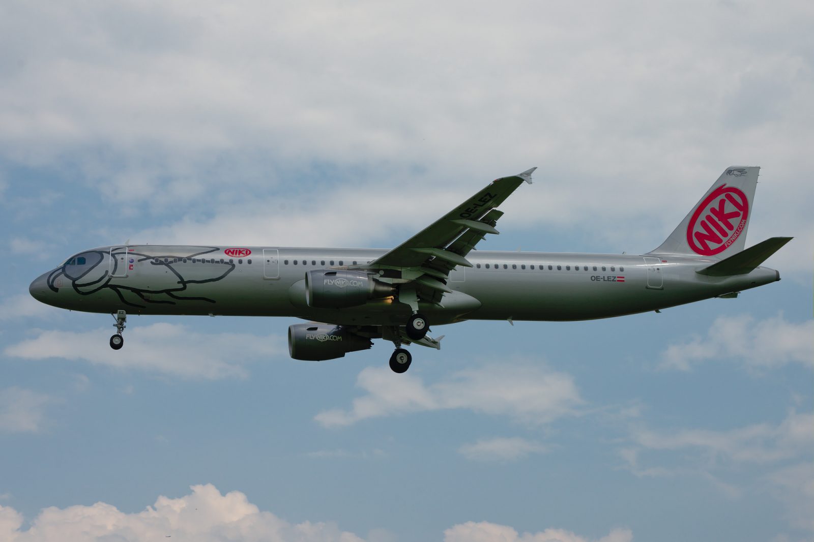 Cabin Crew and Other Staff at Austrian Airline WILL Get Paid for December Despite Going Into Administration. Photo Credit: sloppyperfectionist via Flickr