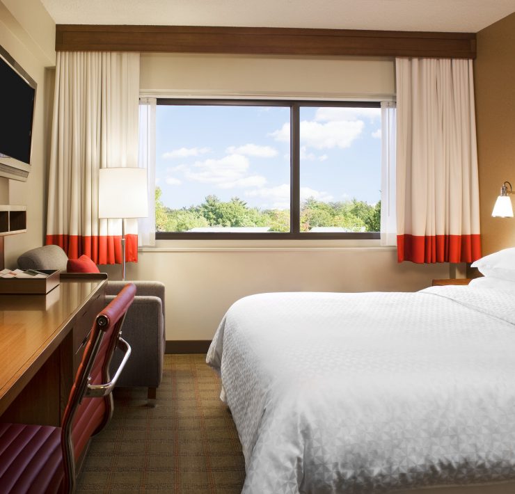 RUMOUR: Emirates is About to Make Cabin Crew Share Hotel Rooms - Has Already Started Trial