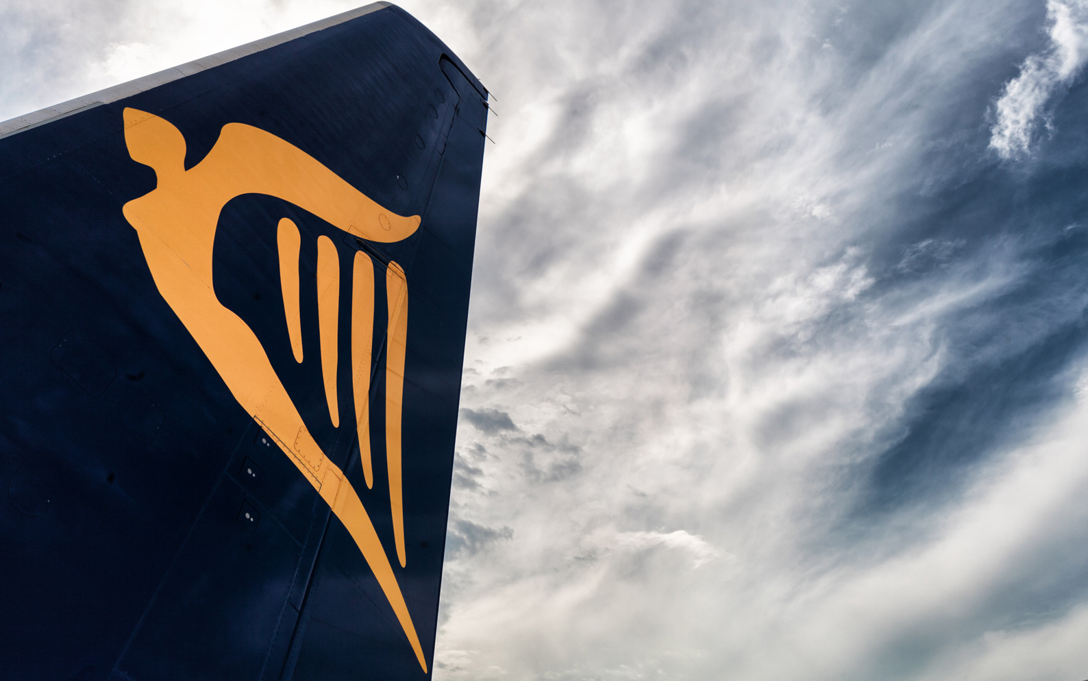 Ryanair Agree's to Recognise Union's for Pilots in Huge U-Turn But Will Cabin Crew Get the Same Treatment?