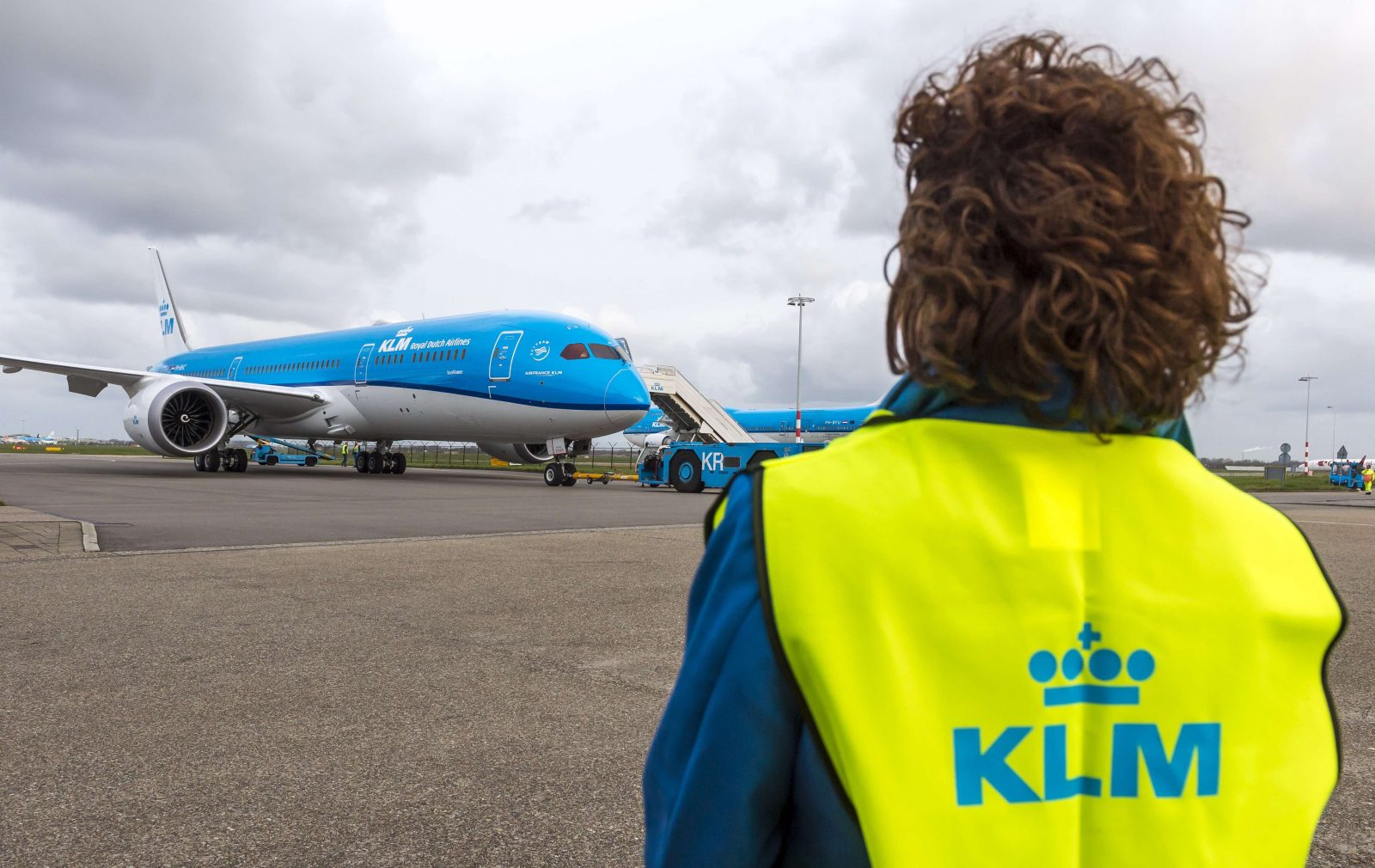 KLM Offers to Improve Cabin Crew Terms and Conditions in Bid to Avoid Strike Action