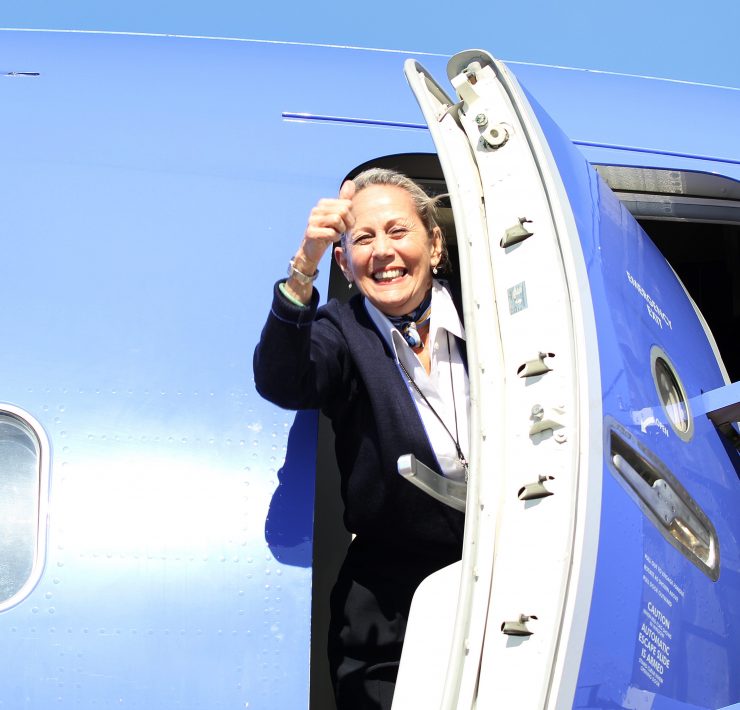 Flight Attendant Union Isn't Impressed With $1,000 One-Time Bonus for American and Southwest Workers