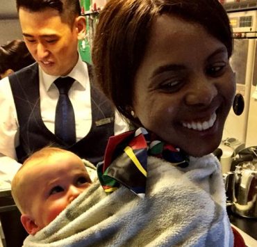 The Incredibly Heart-Warming Moment This Flight Attendant Makes a Mother's Day