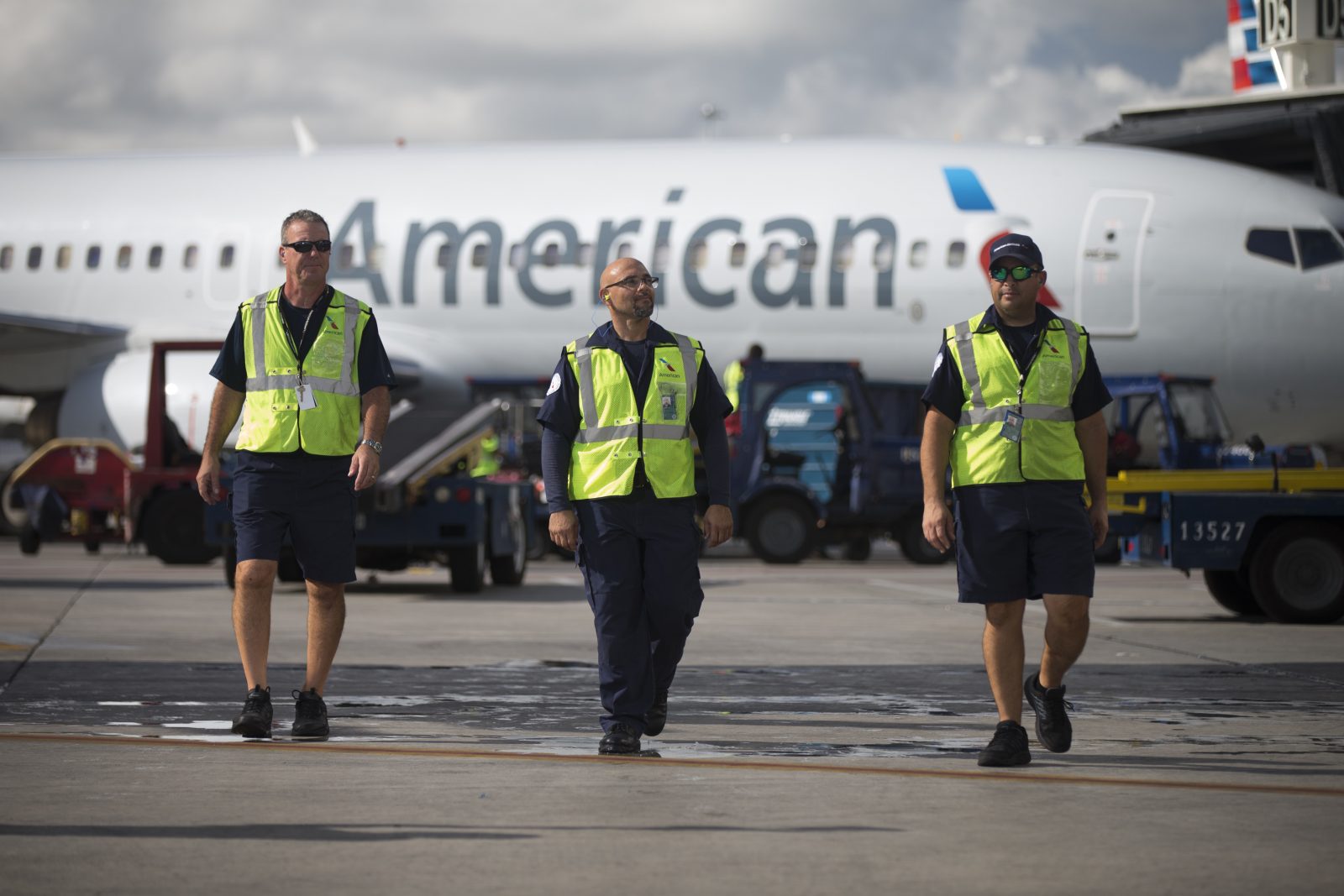 American Airlines Accused of Hypocrisy as it Prepares to Send American Jobs Overseas