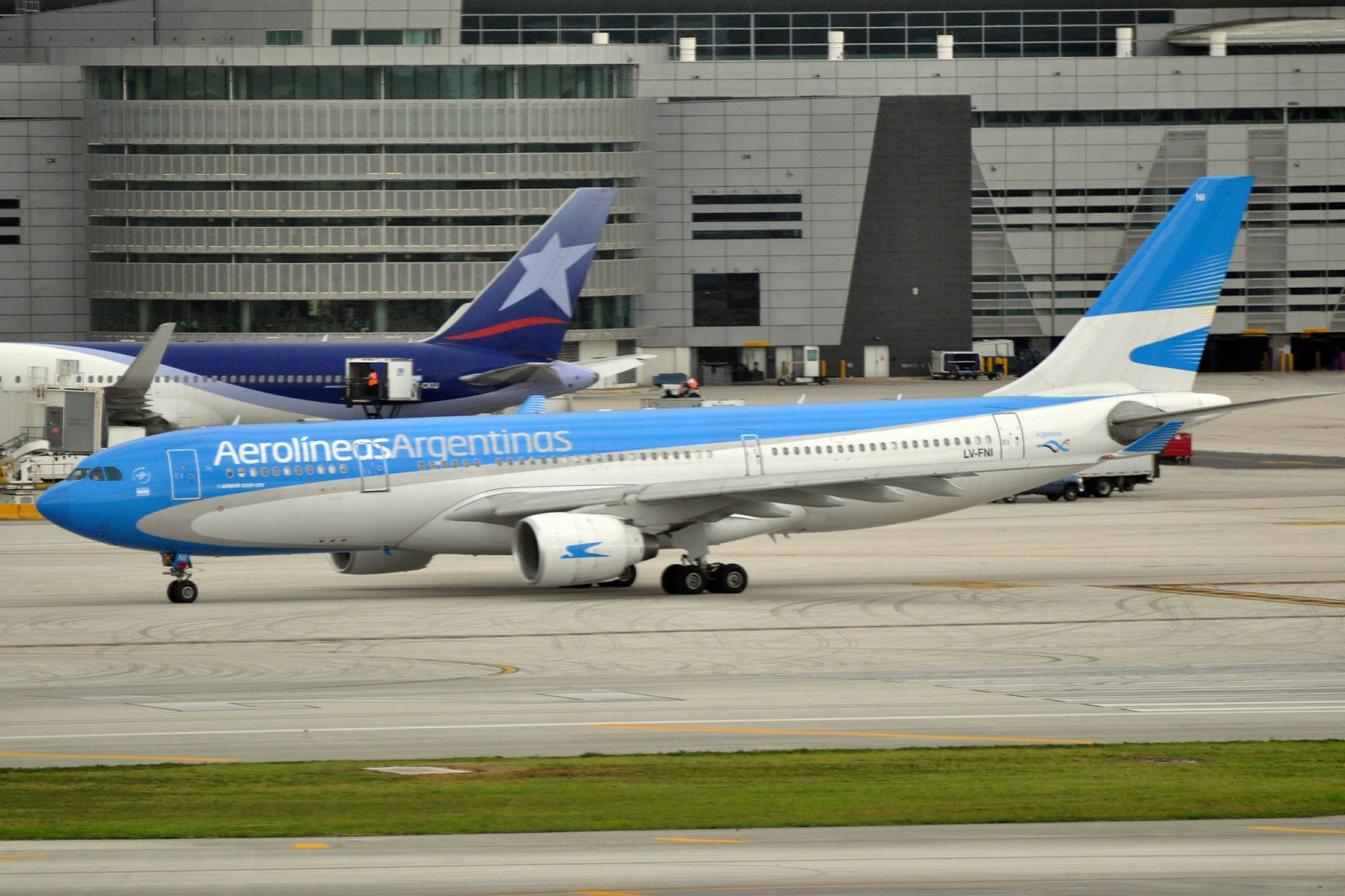 Aerolineas Argentinas May Be Shuttered By Argentine Government Next Year: Unions Call For General Strike