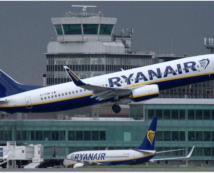 Ryanair is NOT Allowed to Fire Dutch Pilots and Cabin Crew Who Refused to Move Bases