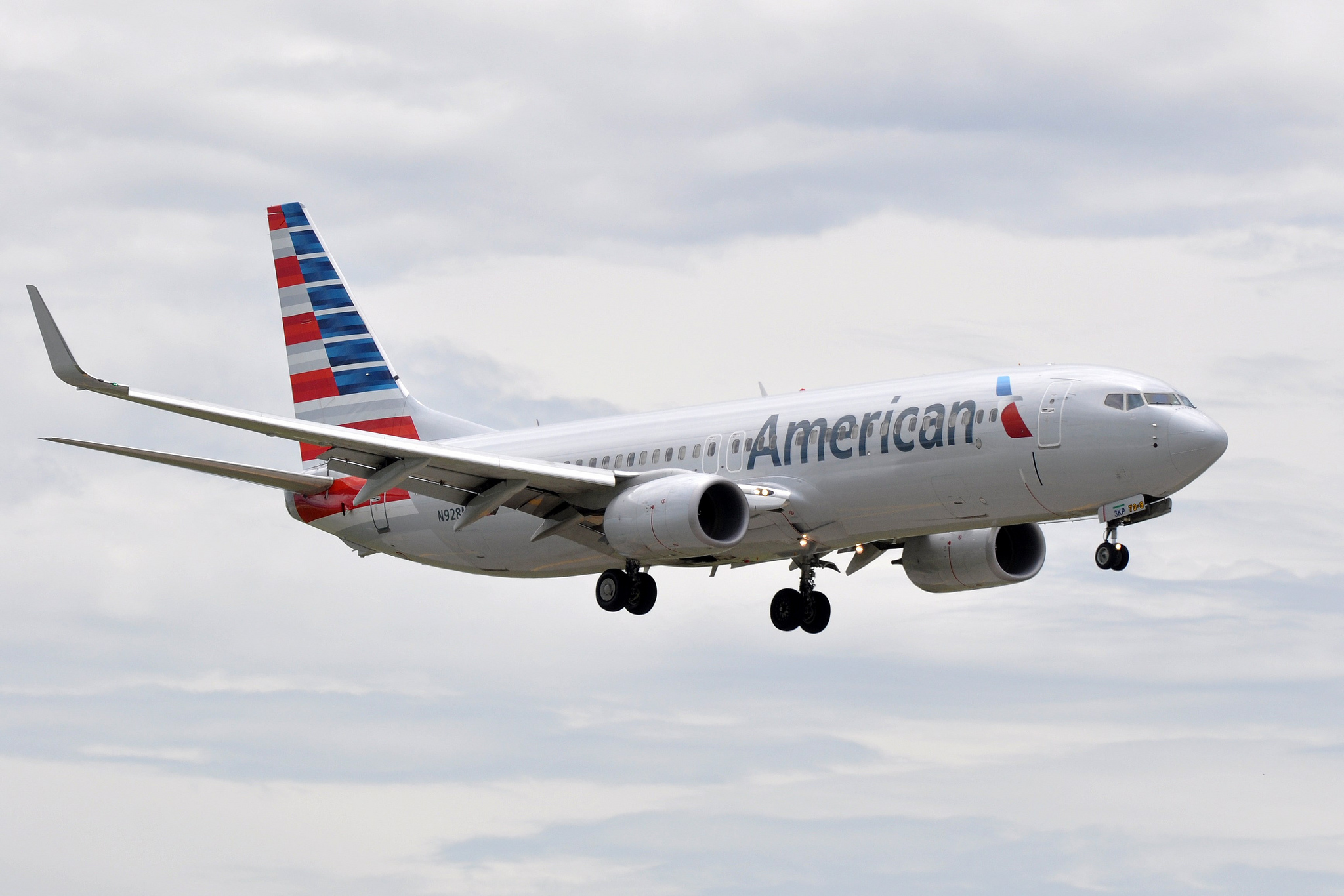 American Airlines Reviews Flight Attendant Bases: Reductions In Phoenix