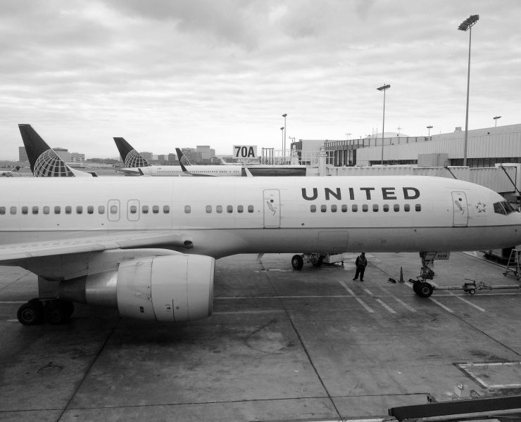 Last Call For Female Artists: A United 757 Could Be Your Canvas For Unique Art Project