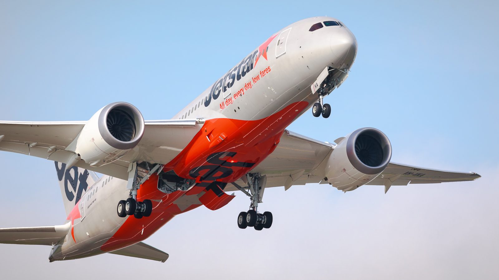 Is Qantas Going to Takeover Jetstar's 787 Dreamliner's and Swap Them Out for A321LR's?