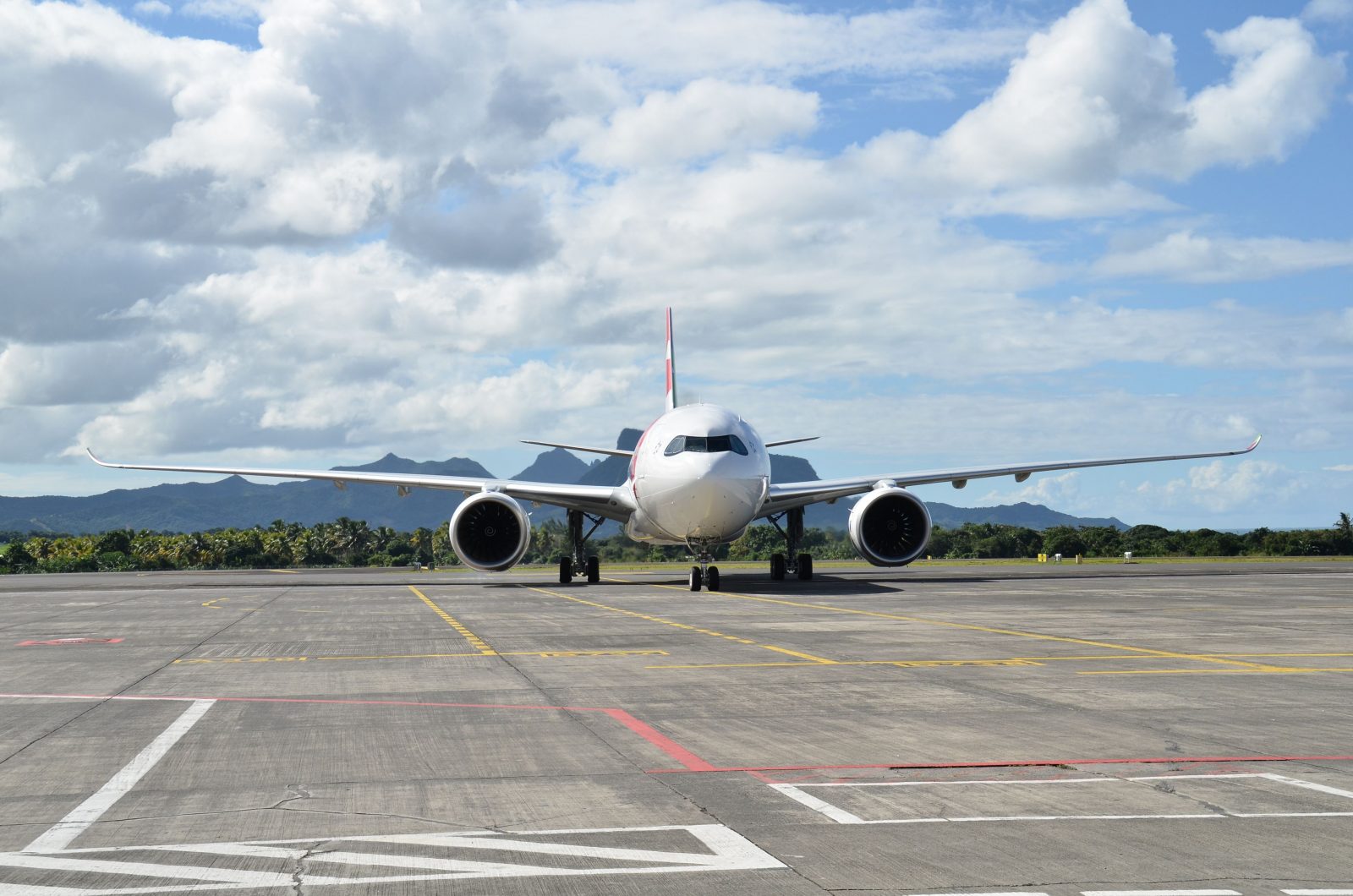 European Air Safety Agency Says Airlines Should Do More to Prevent Cabin Crew Fatigue
