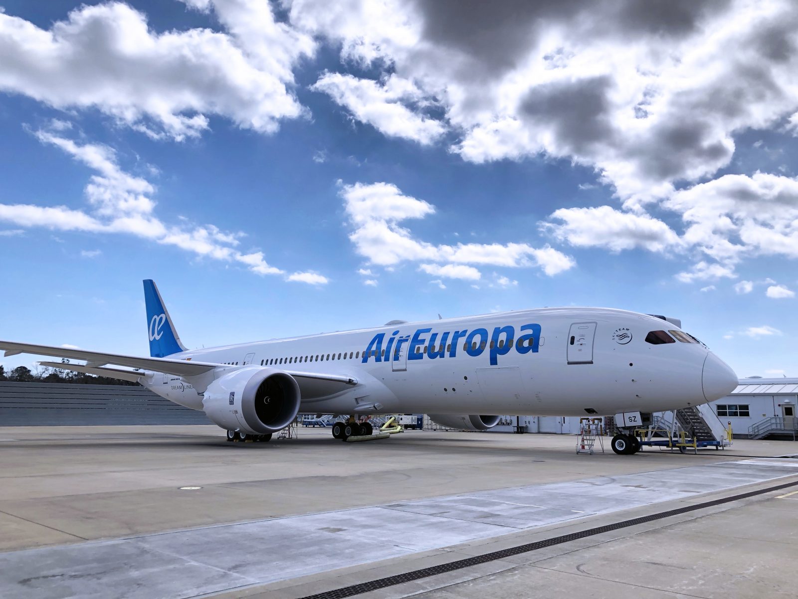 Air Europa Cabin Crew Caught in Shoot Out in Venezuela's Capital, Caracas