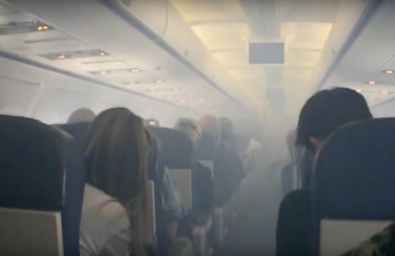Pilots and Cabin Crew in the UK are Taking Legal Action Against Airlines in "Toxic Air" Dispute