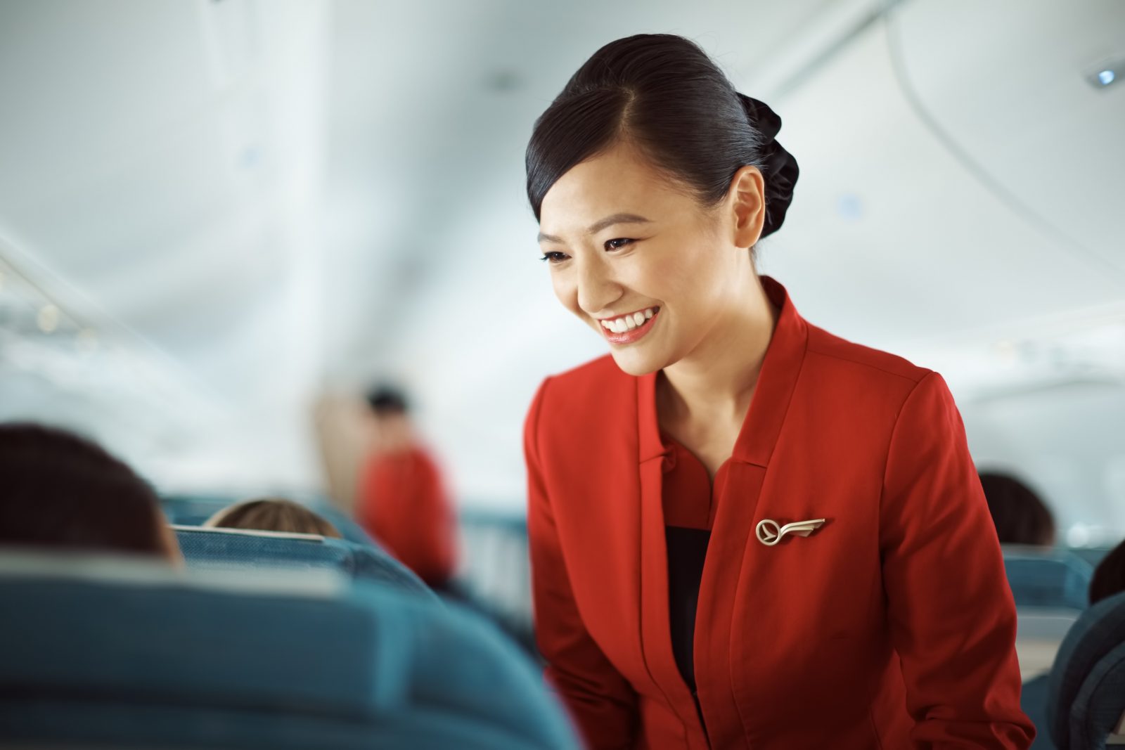 Cathay Pacific Flight Attendants Win 3% Pay Rise and Other ConcessionsCathay Pacific Flight Attendants Win 3% Pay Rise and Other Concessions