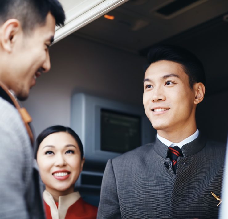 Cathay Pacific Will Allow Flight Attendants to Wear Face Masks Amidst Measles Outbreak