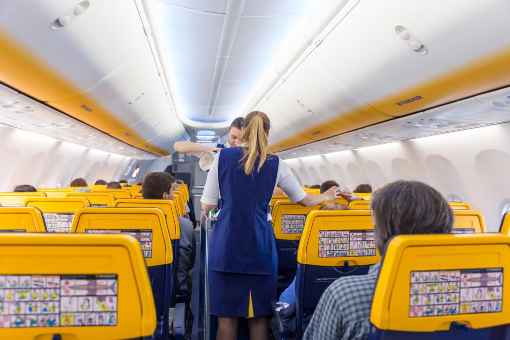 Claims: Ryanair Still Isn't Complying with Local Laws in New Cabin Crew Contracts