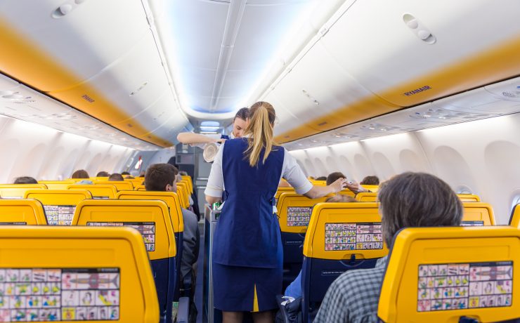 Claims: Ryanair Still Isn't Complying with Local Laws in New Cabin Crew Contracts
