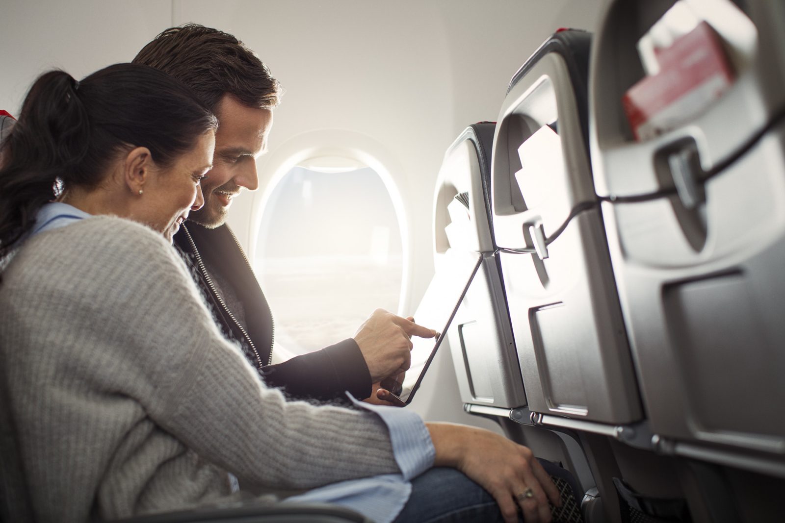 Low-Cost Airline Norwegian Now Offers Gate-to-Gate WiFi - And it's Still Free