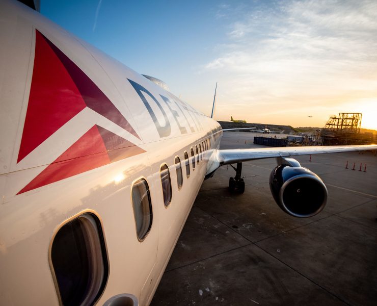 Delta Admits Staff Have Faced a "Particulary Long, Hard Summer": Announces 4% Pay Rise