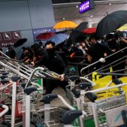 Express Train to Hong Kong Airport Shutdown as Protestors Conduct "Stress Test"