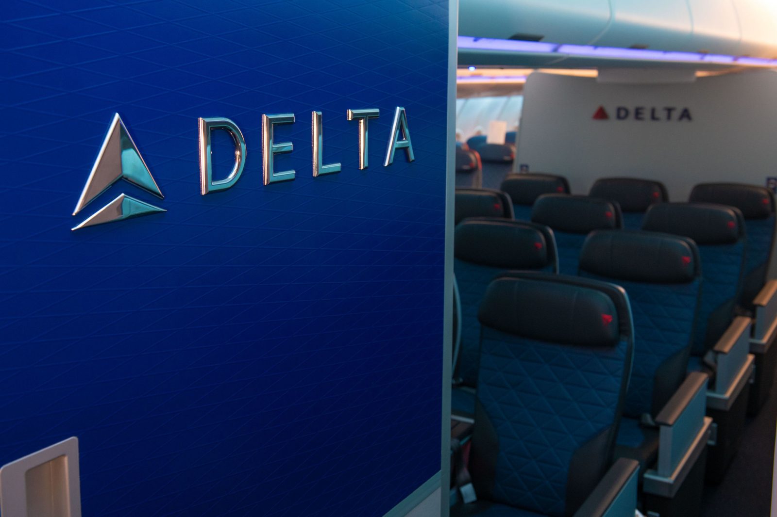 Delta Air Lines Plans to Hire Even More Flight Attendants, Pilots to Better Prepare for 2020