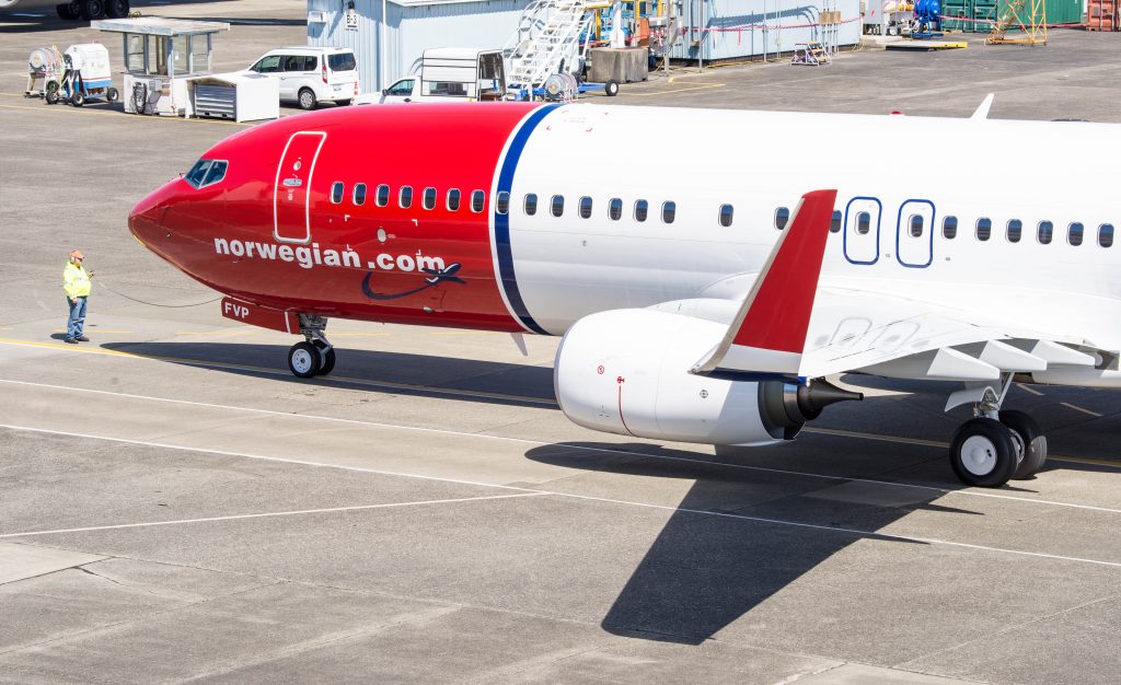 Norwegian Plans on Slashing 448 Cabin Crew and Pilot Jobs in Spain, Closing Madrid Base