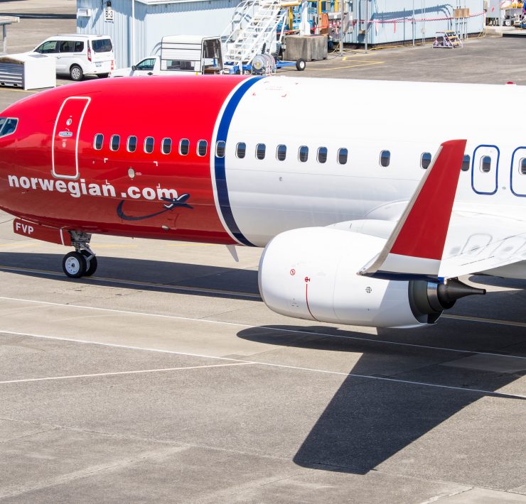 Norwegian Plans on Slashing 448 Cabin Crew and Pilot Jobs in Spain, Closing Madrid Base