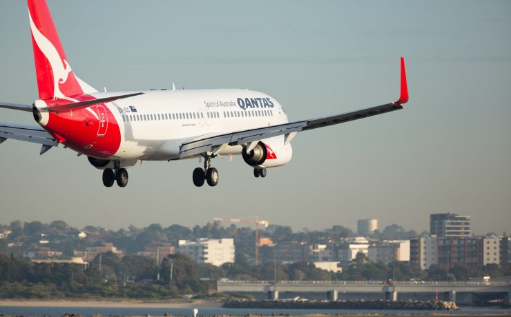 Qantas Finds Cracks in Three Boeing 737-800 Aircraft Following Urgent FAA Airworthiness Directive
