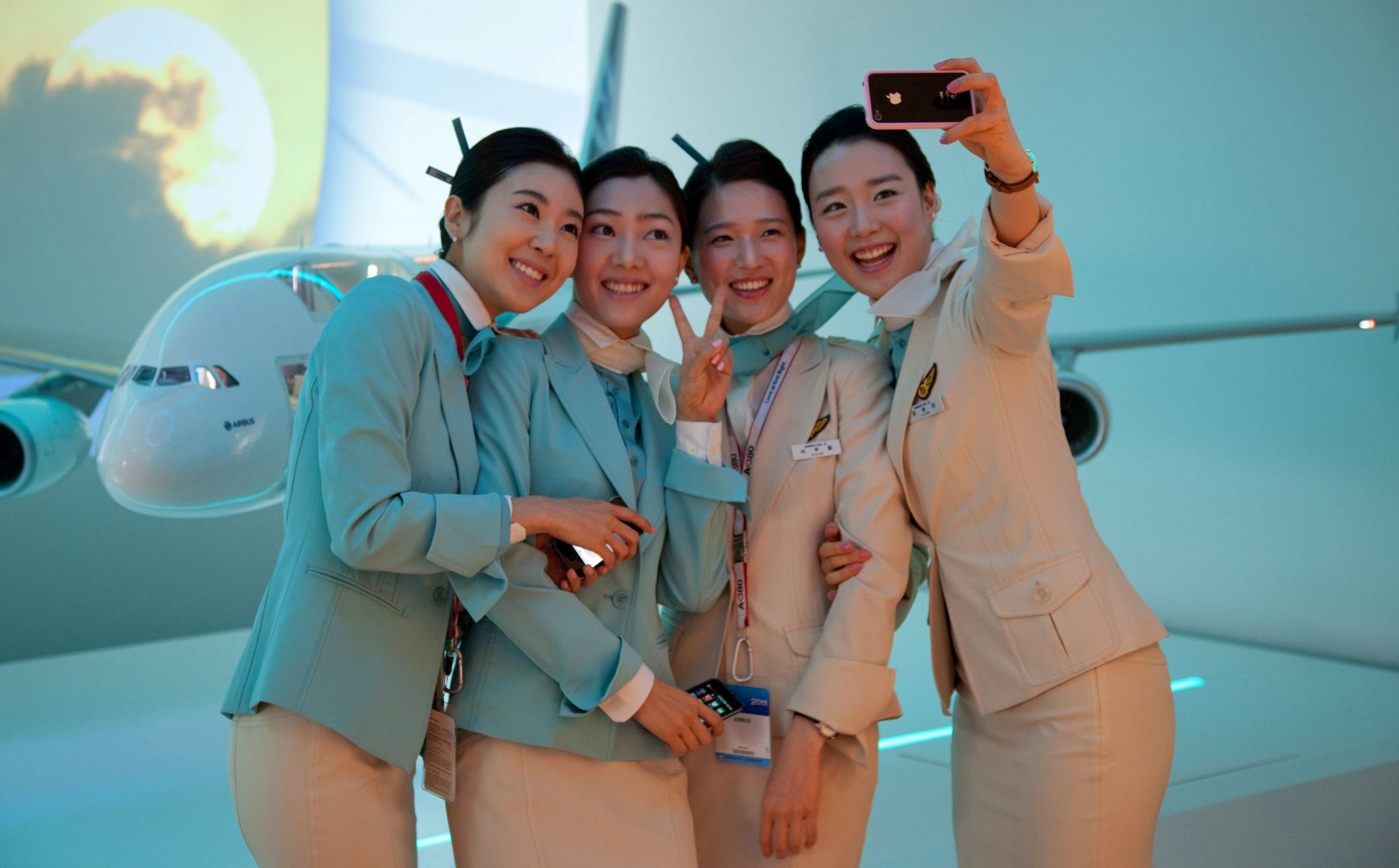 Korean Air Flight Attendants Make Criminal Complaint Against YouTuber Over Uniform...