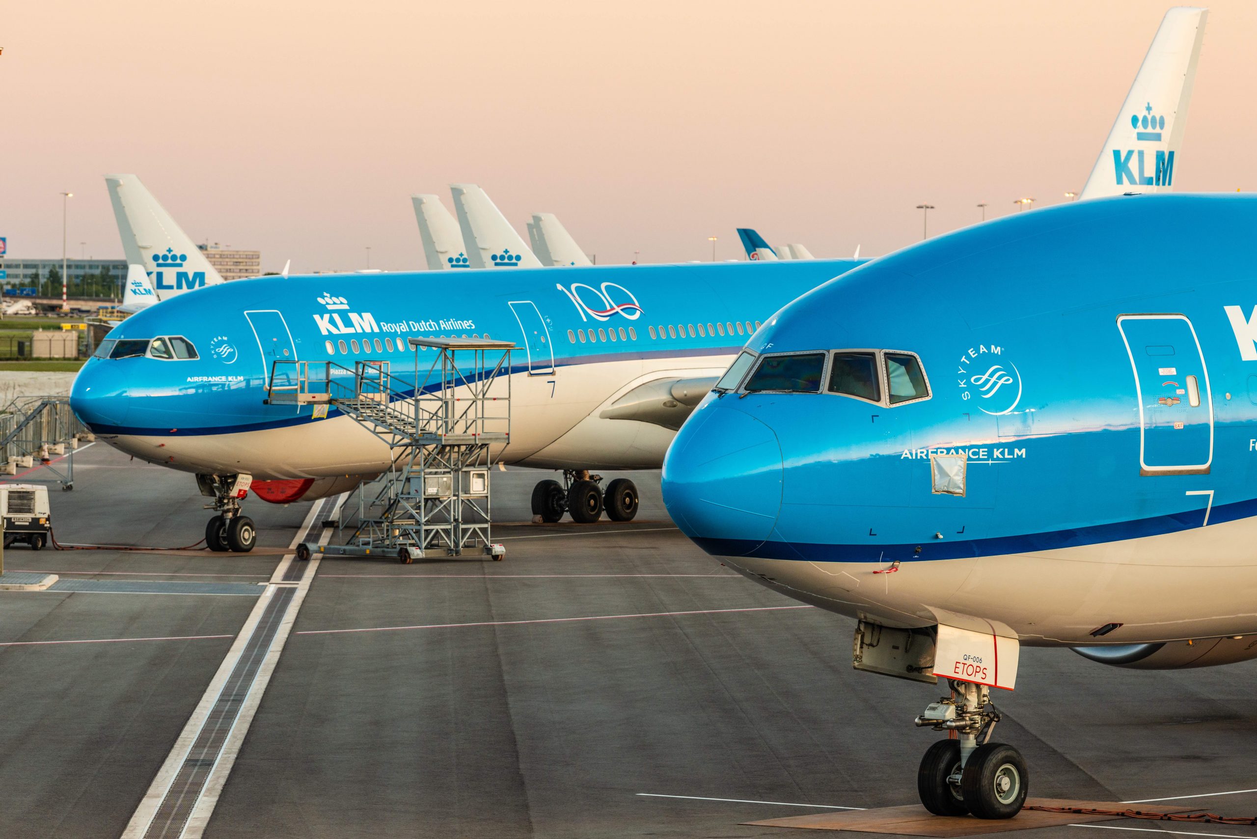 Compare and book all klm flights, view great last minute offers, choose you...