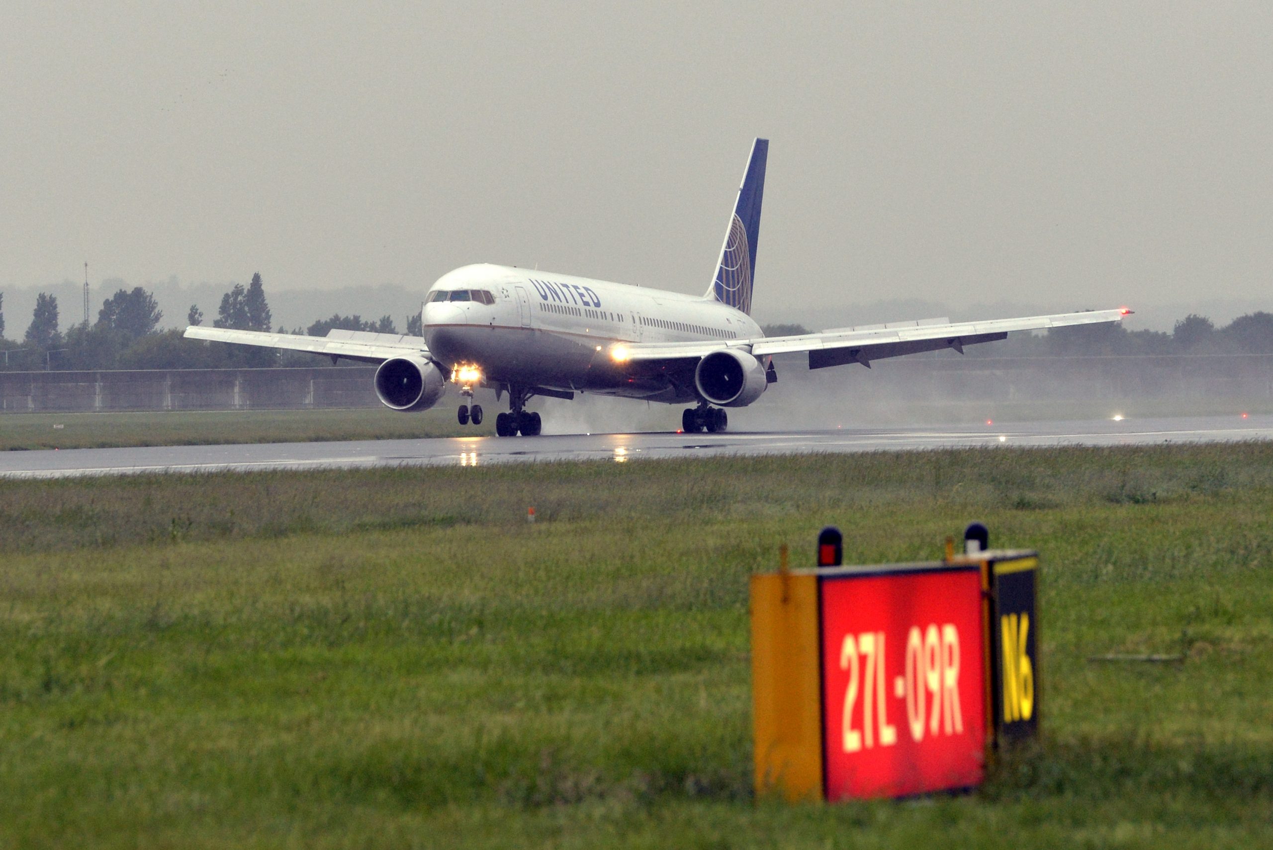 United Airlines sends UK flight attendants to India via US