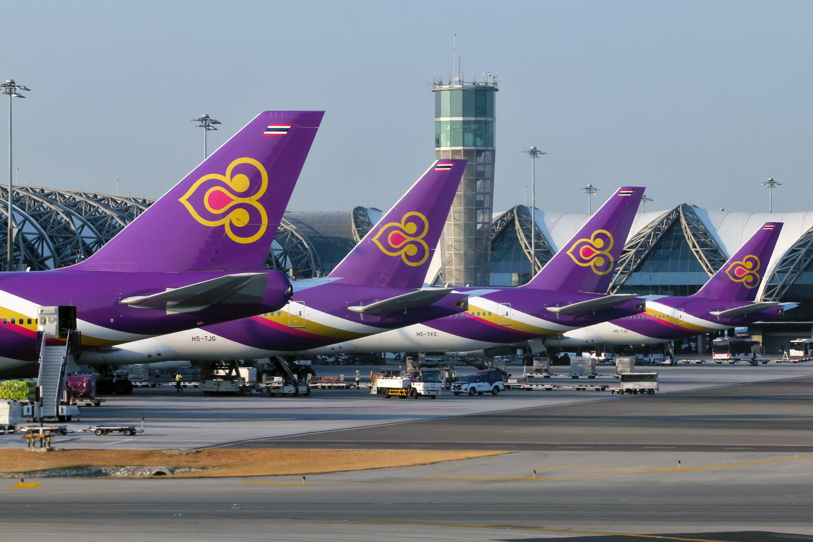 a row of airplanes in a row