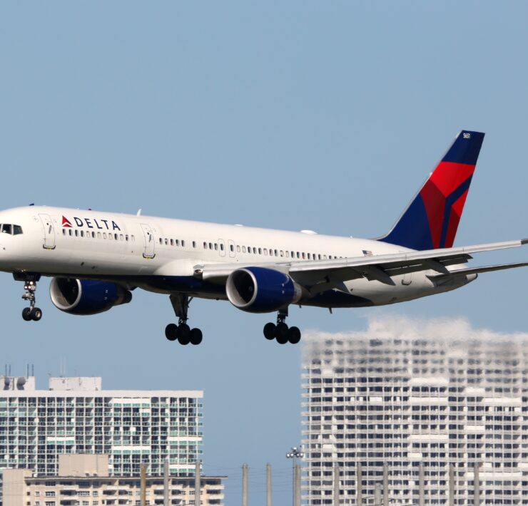 A Delta Air Lines Boeing 757