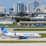 A United Airlines Boeing 737 at Fort Lauderdale Airport