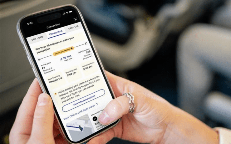 a person using the united airlines mobile app