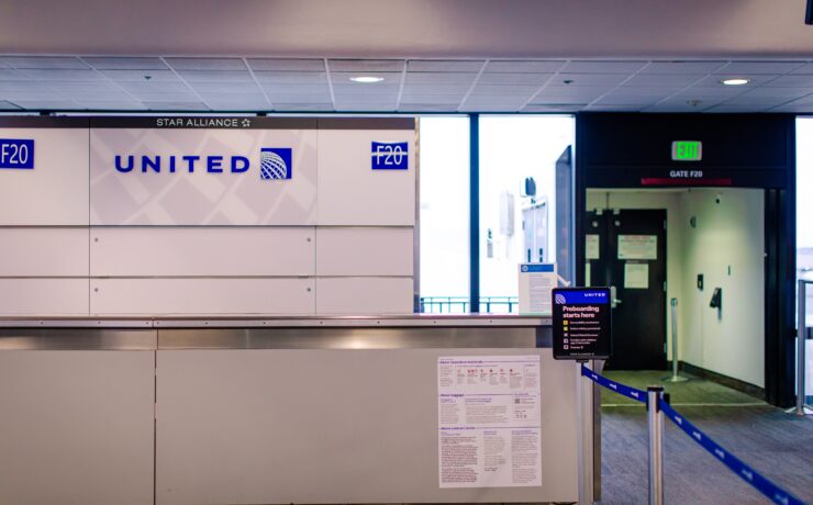 A United Airlines gate area at a US domestic airport