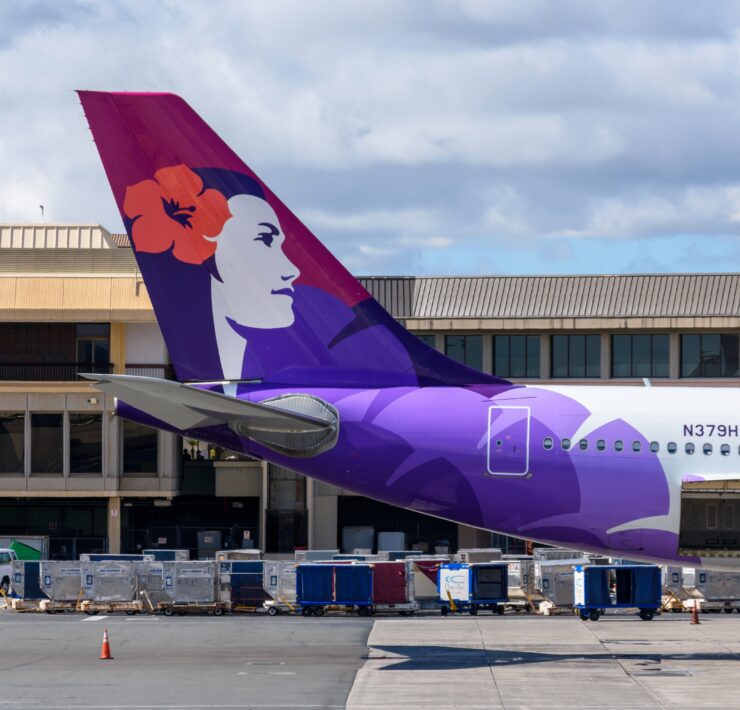 hawaiian airlines aiebus a330 parked at the gate