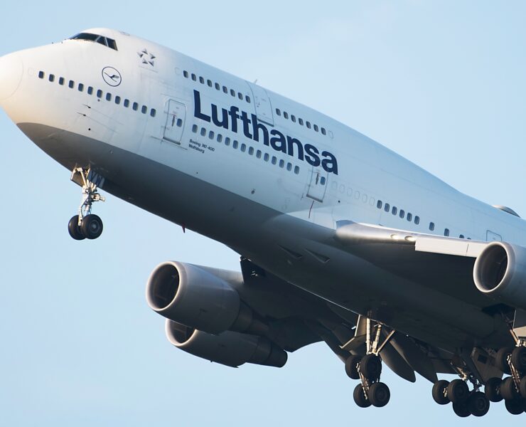 a close up of a Lufthansa 747