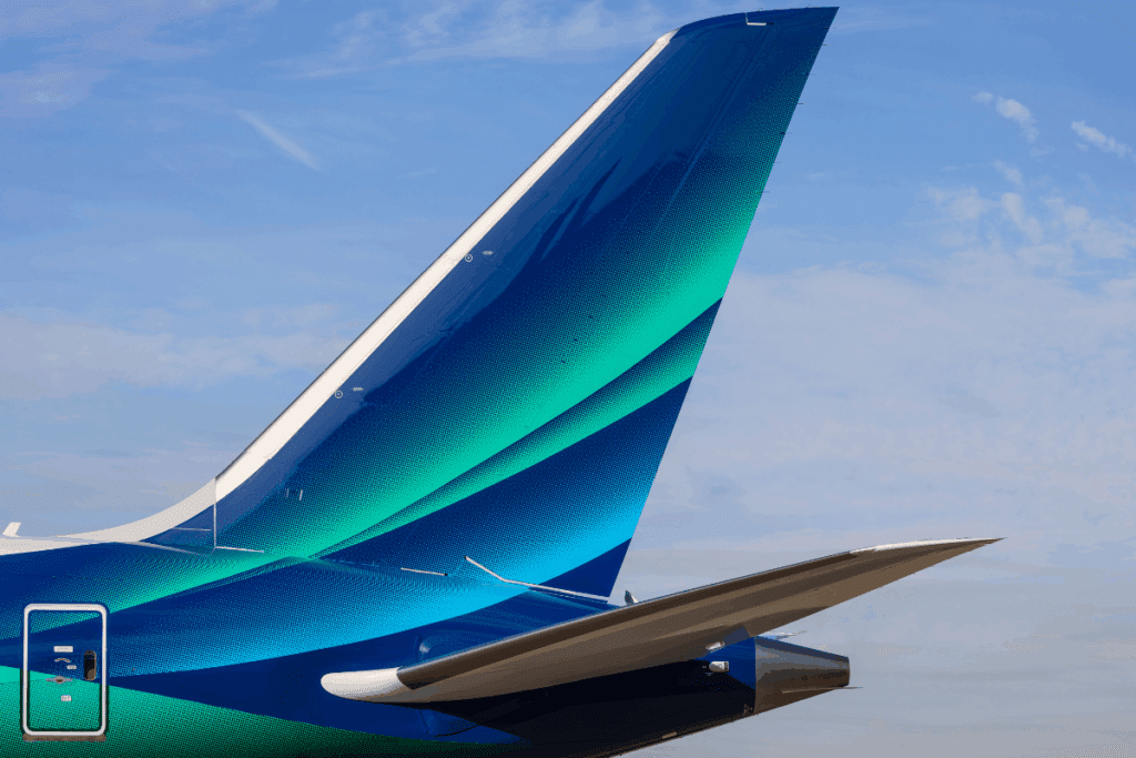 the tail of an airplane