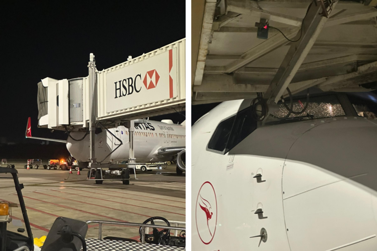 aerobridge at brisbane airport that crashed into a qantas boeing 737