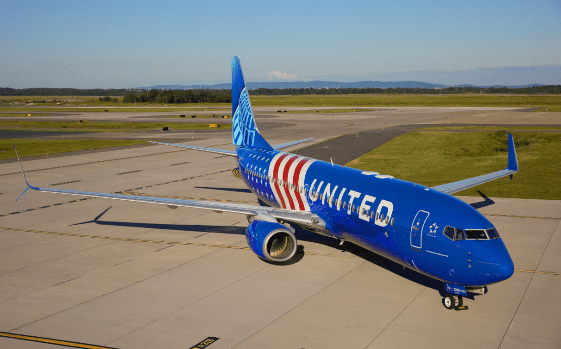 United's new America 250 stars and stripes livery on a Boeing 737
