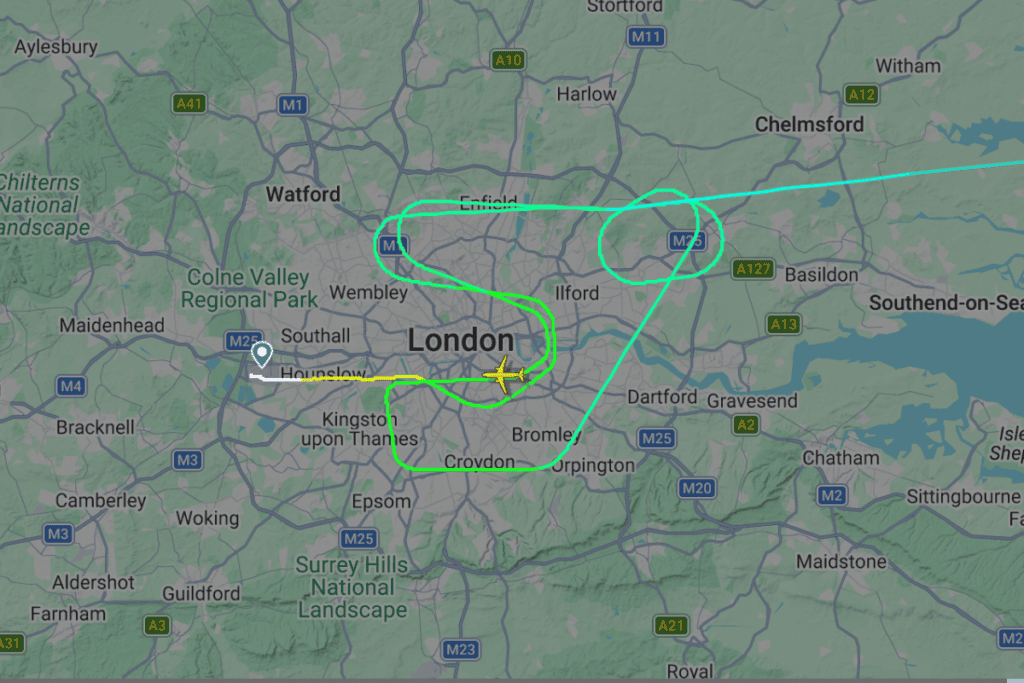 The flight track of British Airways BA-919 over London on July 6.