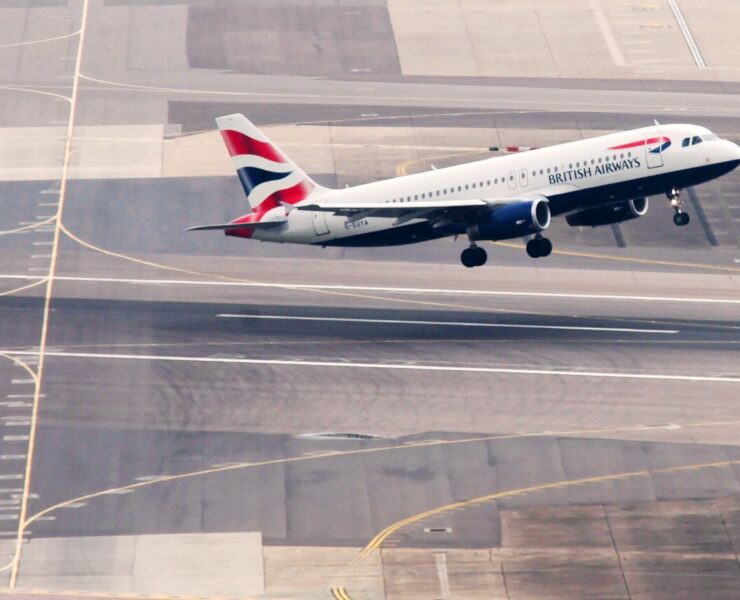 a british airways a320 taking off