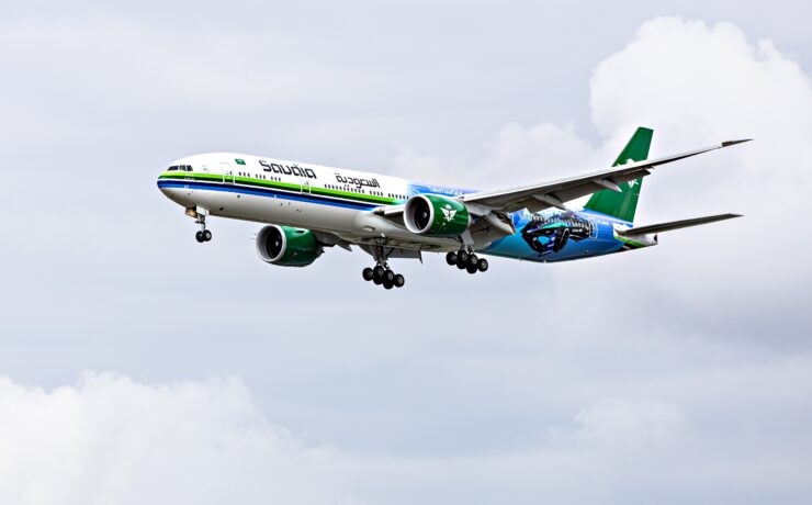 saudia airlines boieng 777 flying in the sky