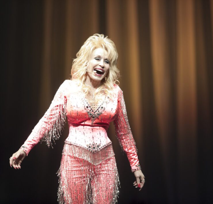 DOLLY PARTON